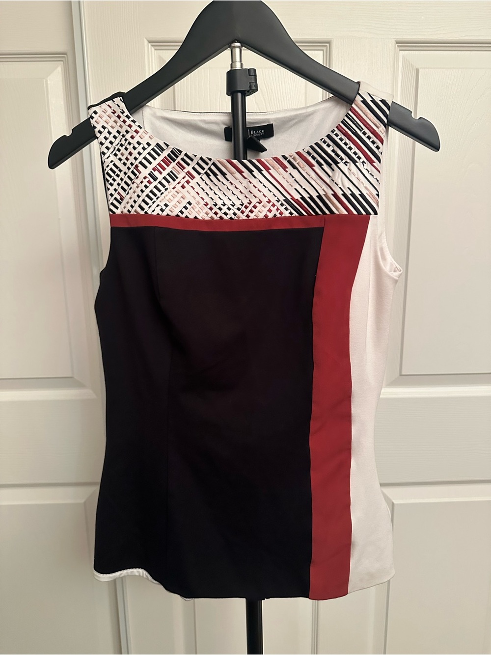 White House Black Market Black, Red & White Colorblock Sleeveless Tank